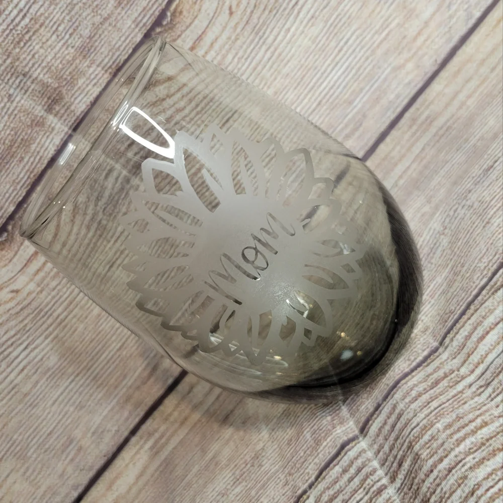 Mom sunflower etched wine glass
